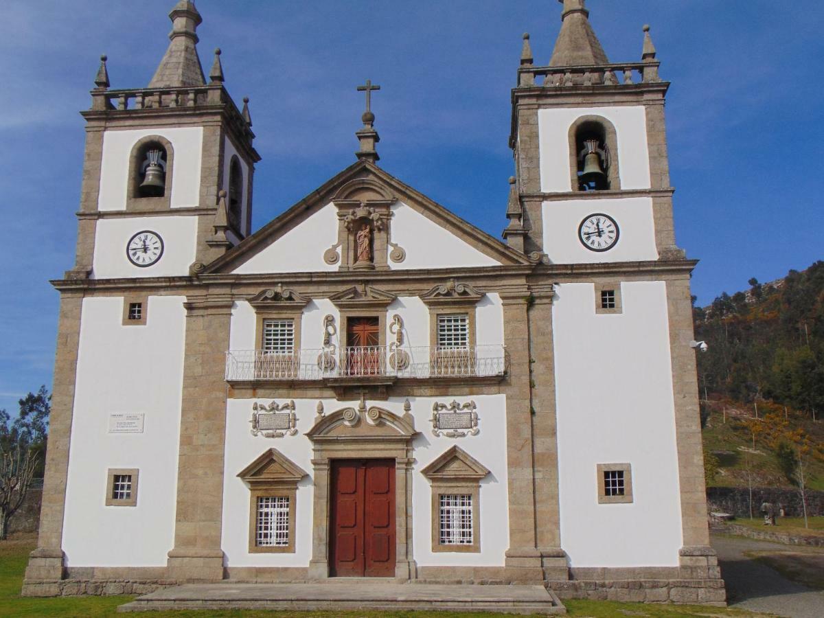 Pensjonat Casa Rebelo Cossourado  Zewnętrze zdjęcie